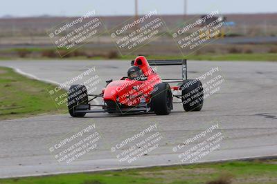 media/Jan-15-2023-CalClub SCCA (Sun) [[40bbac7715]]/Group 2/Qualifying (Sweeper)/